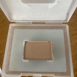 Mary Kay honey spice eyeshadow